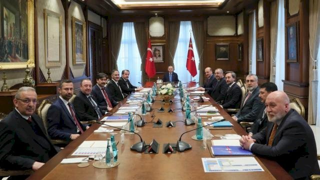 Cumhurbaşkanı Erdoğan memur sendikaları ile görüştü